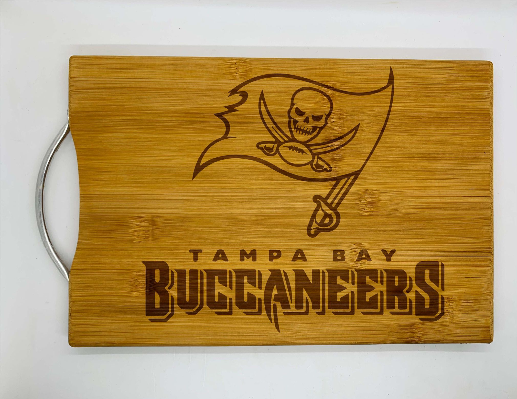 Tampa bay buccaneers laser engraved bamboo high quality cuttingboard