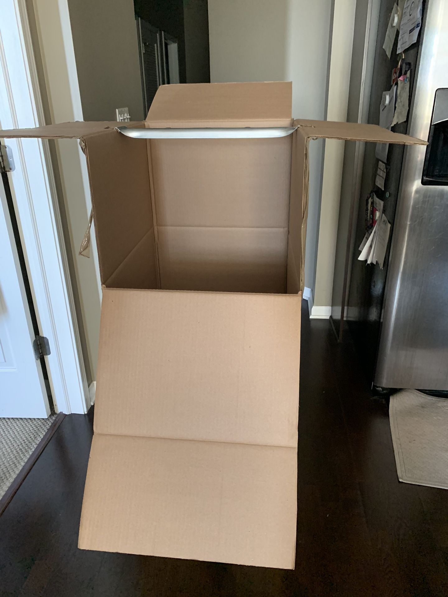 Wardrobe moving box 21x18x46 