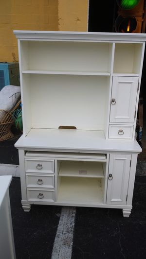 New And Used Desk With Hutch For In C Springs Fl Offerup Hutch For In C Springs Fl
