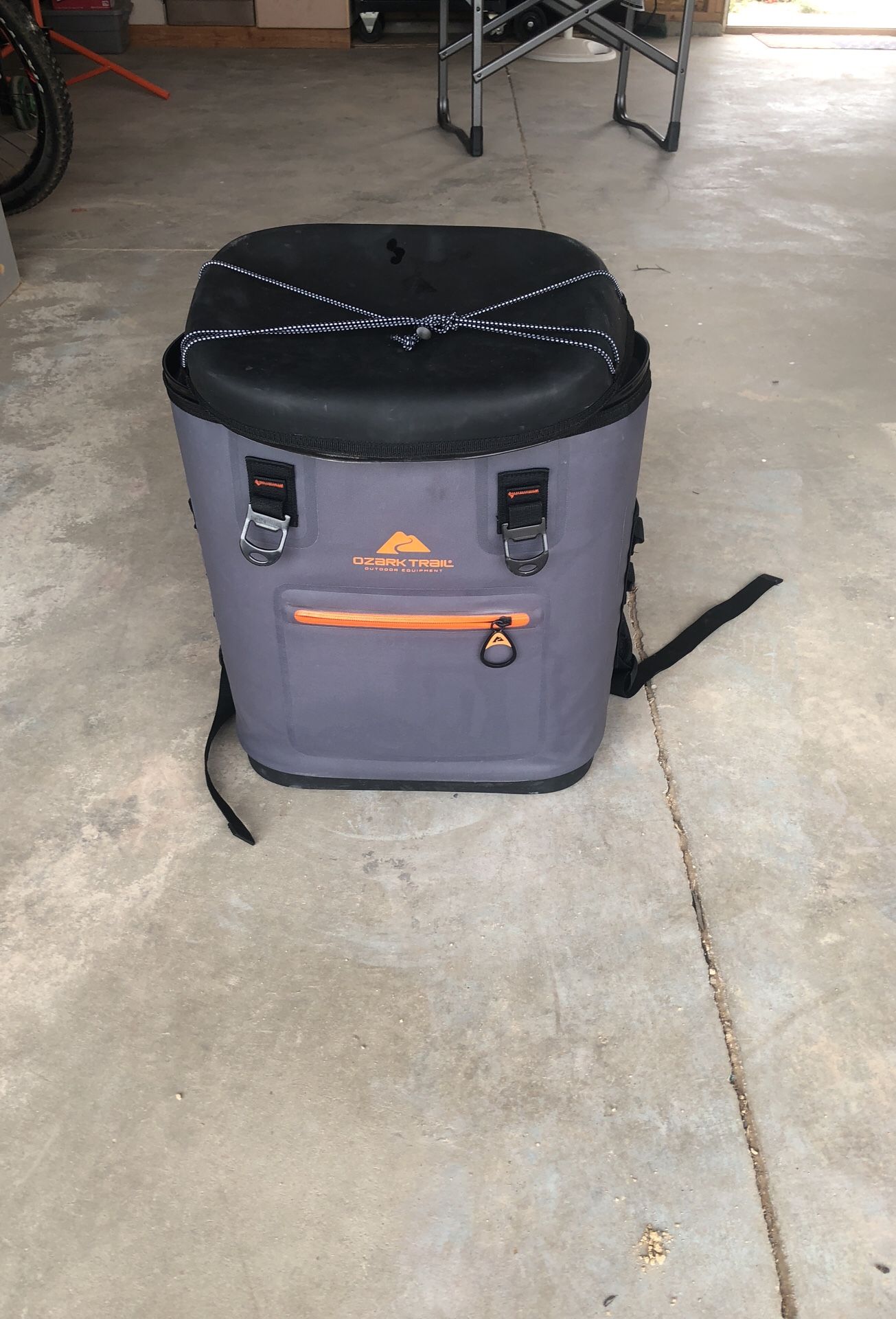 Ozark trail backpack cooler for Sale in Pueblo West CO OfferUp