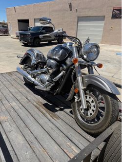 2009 Suzuki Boulevard
