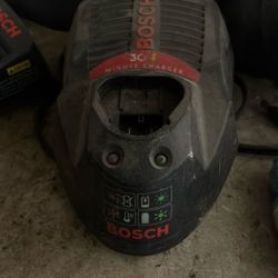 Bosch Charger 30 Min Quick charger