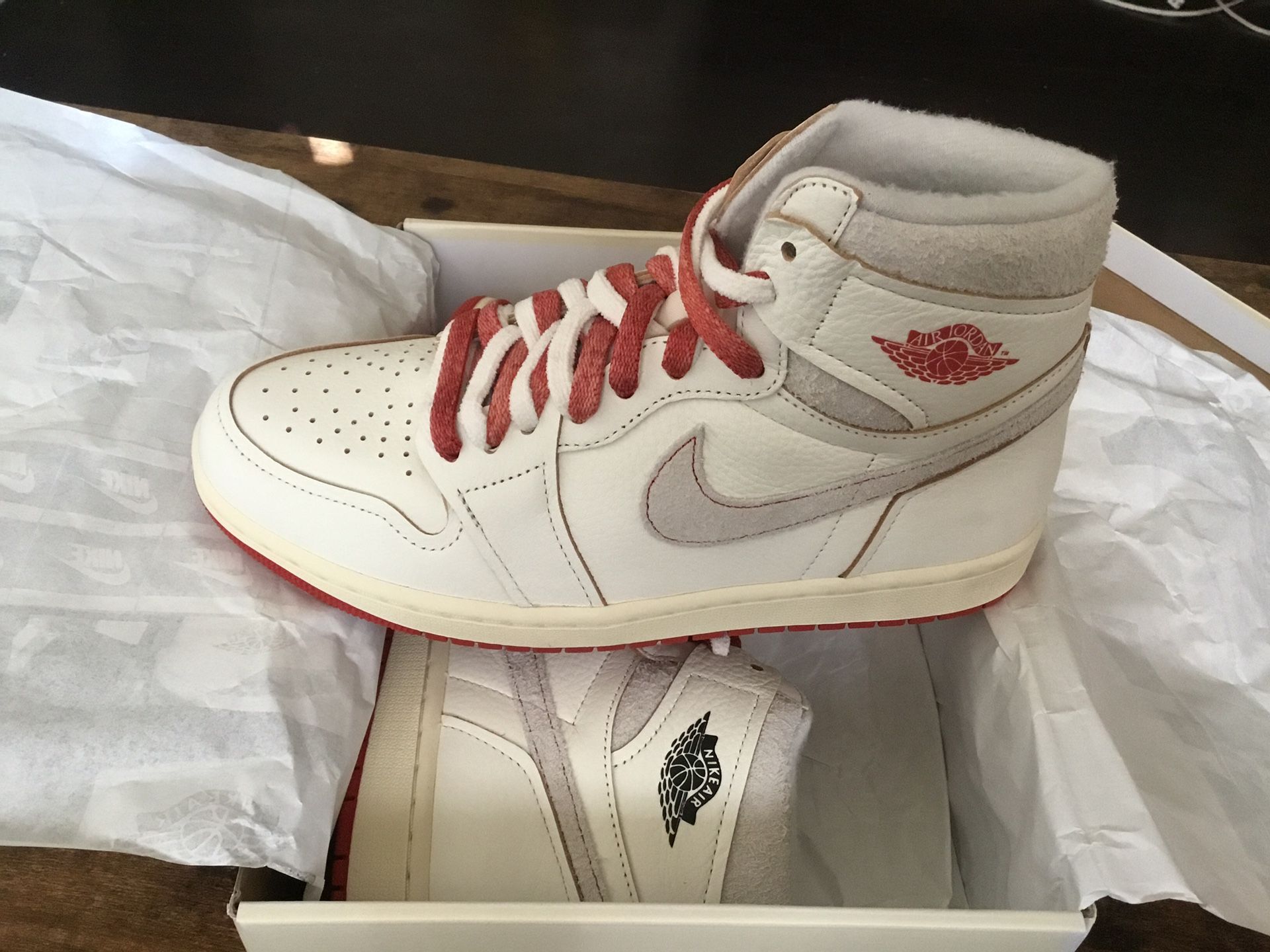 New Air Jordan 1 Retro High OG size 8M/9.5W