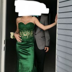 Prom Season Emerald Green Strapless Rashawn Rose Dress, Size 1/2