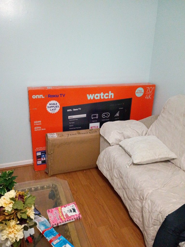 Roku tv By Onn With Tv Stand