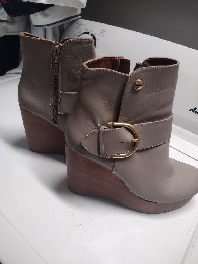 Wedge Heel Bootie With Metal Buckle 9.5 Shoes