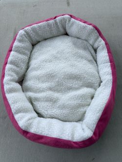 New Cat Or Small Dog Resting Bed