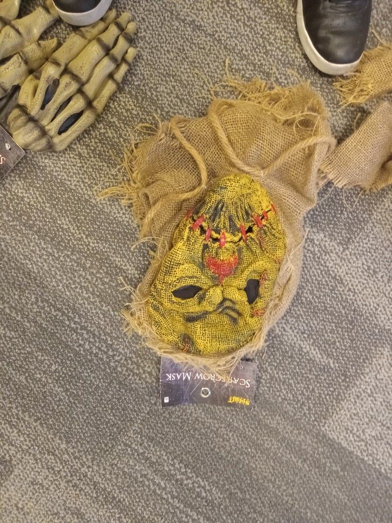 Scarecrow Mask