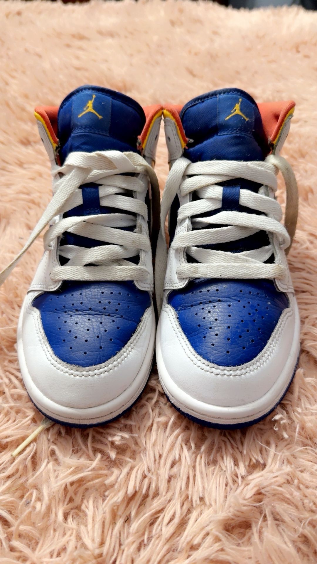 BOYS AIR JORDANS / VANS SIZE 2 & NEW OUTFIT SIZE 8