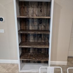 Bookshelf 