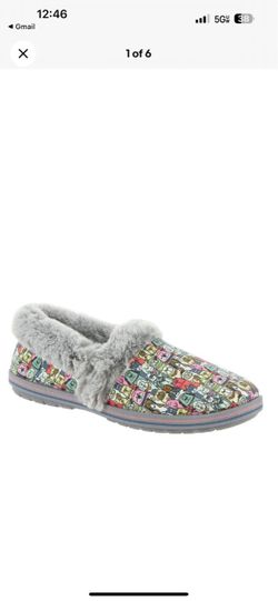 BOBS skechers