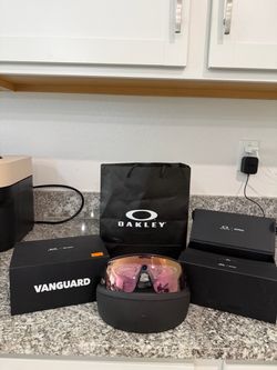 Oakley Meta Vanguard Prizm Road Transition
