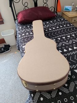 Acoustic guitar hard case