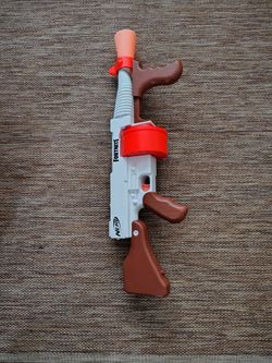 Nerf Fortnite Tommy Gun