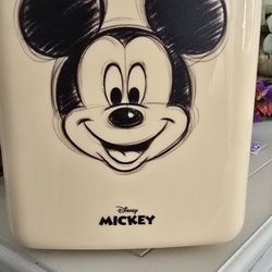 Mickey Mini Fridge 