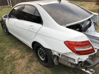 2012 Mercedes c250 part out