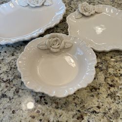 Super Rare! Vintage - World Bazaars Inc., Ivory Colored, Porcelain Ceramic Rose Decorated Serving Platter, Plate, And Bowl Set