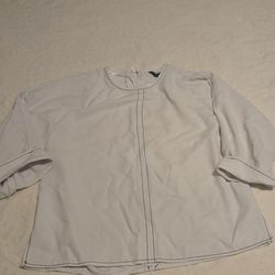 Women's Size 4 Top By New Look