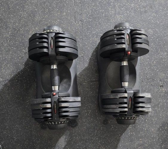 DIALTECH ADJUSTABLE DUMBBELL SET