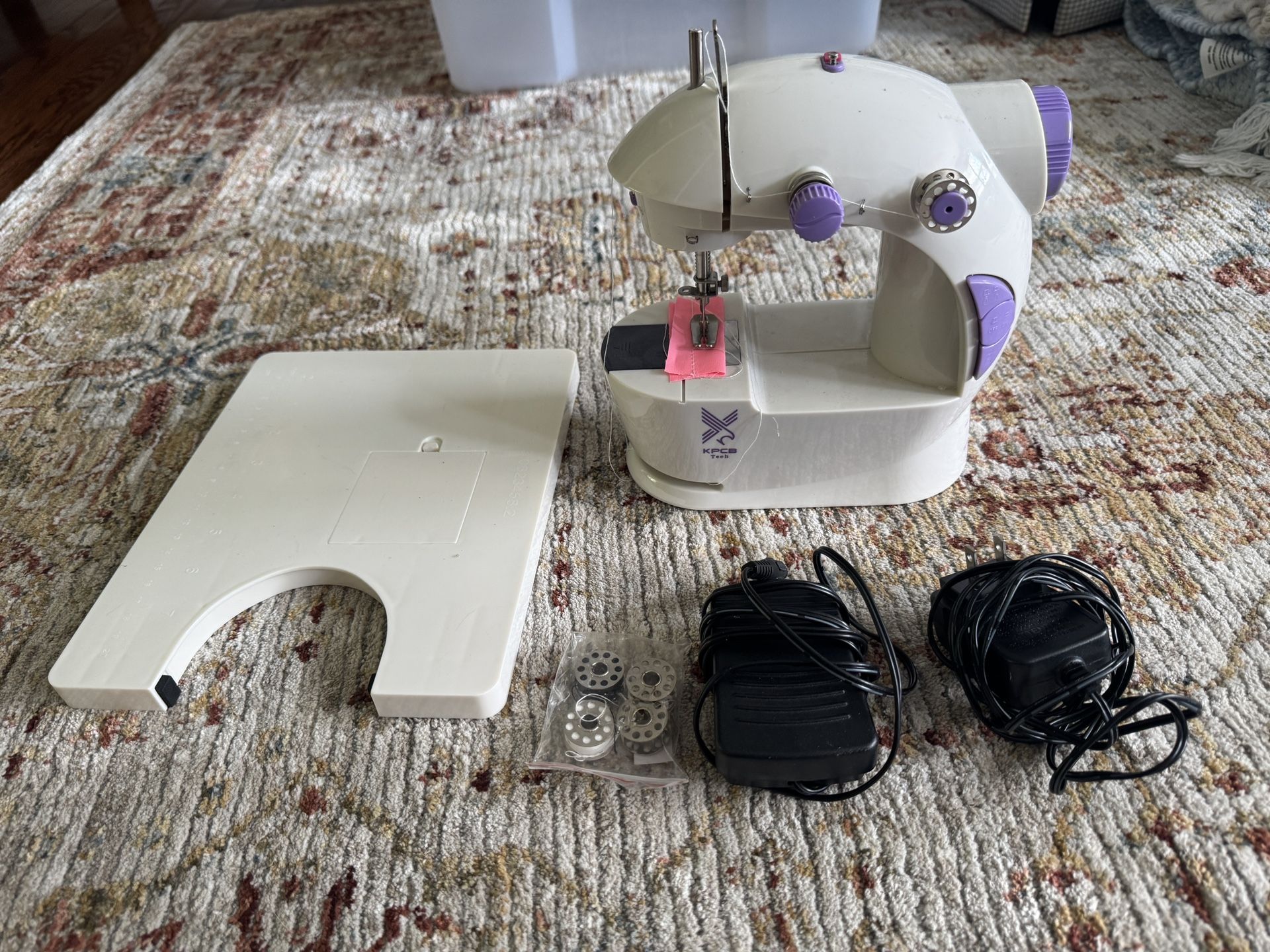 Mini Sewing Machine 