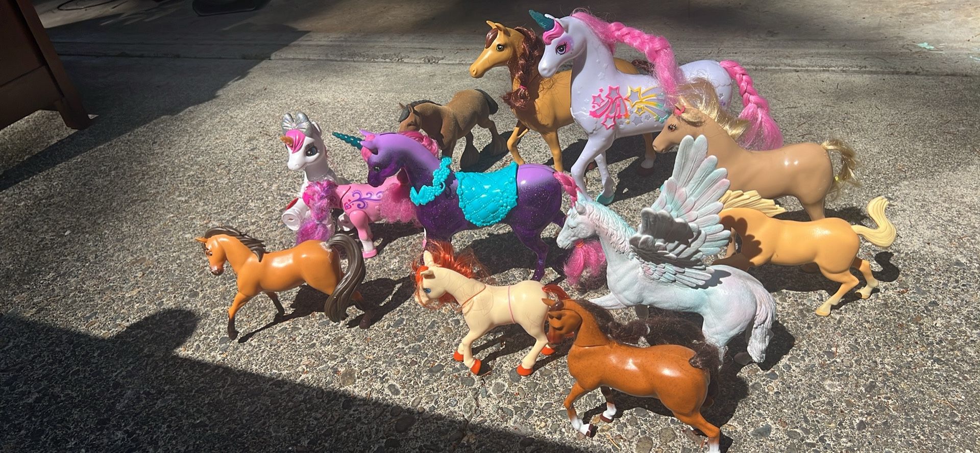 Toy Horses, Ponies, & Unicorns