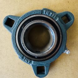 BTM206-20 BEARING - 1-1/4, 3-BOLT FLANGE