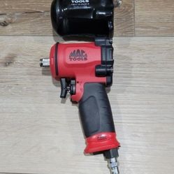 Mac Tools 1/2 Stubby Impact Wrench