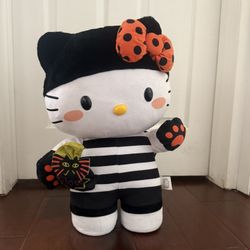 Hello kitty halloween greeter