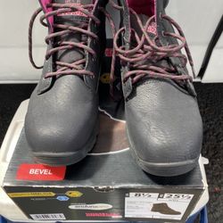 New Women’s Work Cap Boots Size 9.5