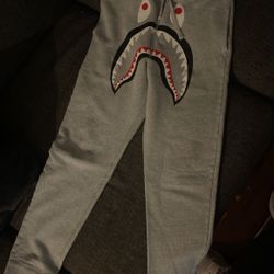 A Bathing Ape Small