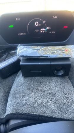 Mini projector for phones gameplay anything hundred inch wide screen