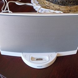 BOSE IPOD DOCK
