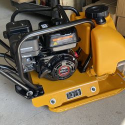 Plate compactor