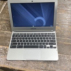Samsung Chromebook With Charger $90 