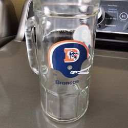 One Used Vintage 1980's Denver Broncos Old Logo Fisher Glass Beer Mug Collectible ,super cool 😎  Pick Up Only I Live In Madera CA 
