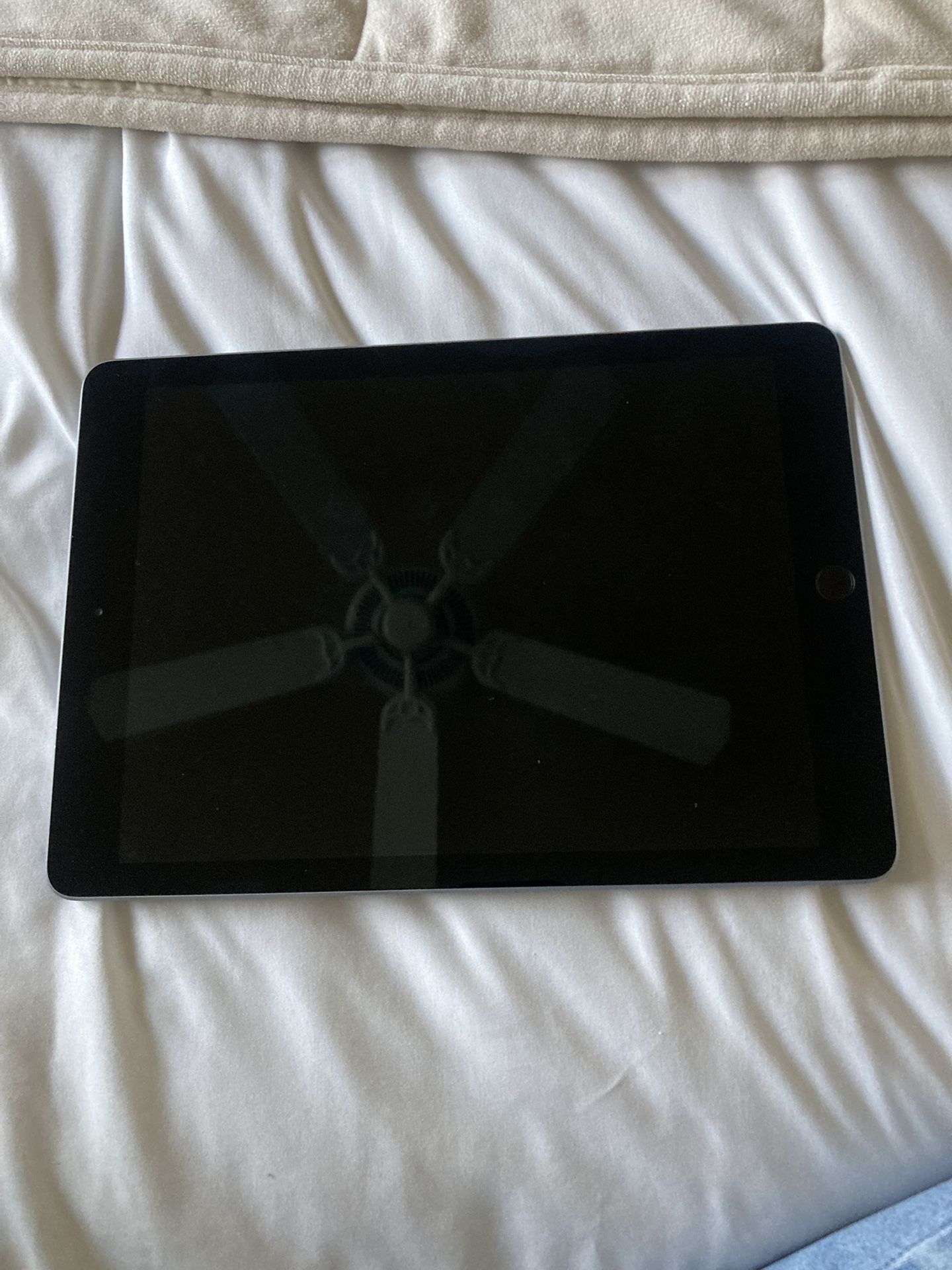 iPad Generation 6, 32GB