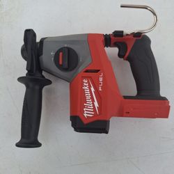 Milwaukee M18 FUEL 5/8" SDS Plus Rotary Hammer (tool only)