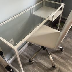 Desk And Chair 