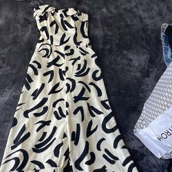 Tank TOP Romper. Size Small. Summer Fun Ready Outfit. Perfect For Traveling. Cruising Or Staycationing !