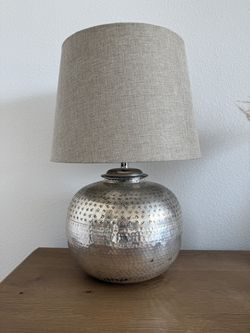 Matching table lamps