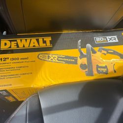 DEWALT 20V MAX 12in. Brushless Cordless Battery Powered Chainsaw, Tool Only