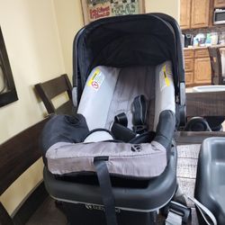Baby Trend Carseat