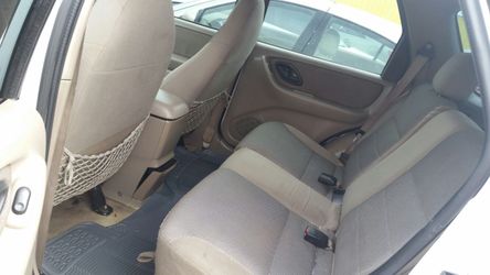 1800 ford scape 2001