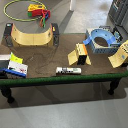 Tech Deck Skate Park Table