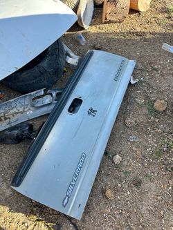 99-06 Silverado tailgate , tapadera