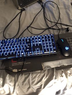 Coolmaster masterkeys L and Logitech G403