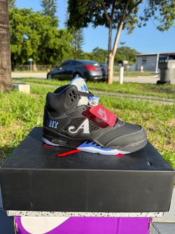 Air Jordan 5 Retro "awake NY " Sneaker