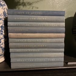 Yale Shakespeare Set