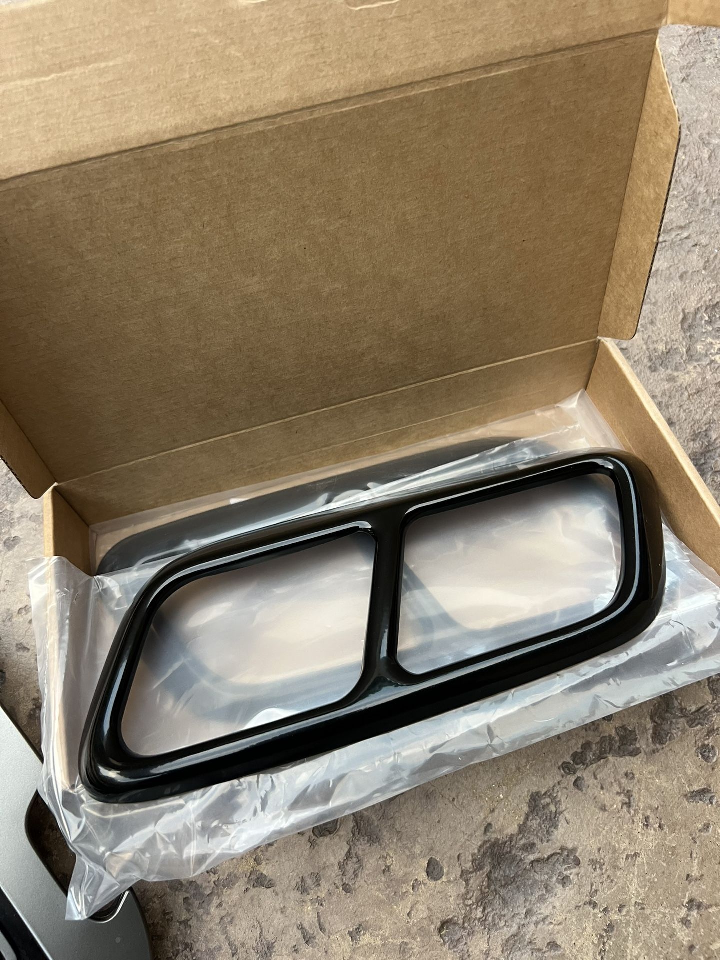 Stainless Steel Exhaust Tip Covers for Range Rover Sport P400