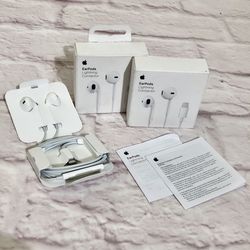 One Set Of Two Apple EarPods New In box